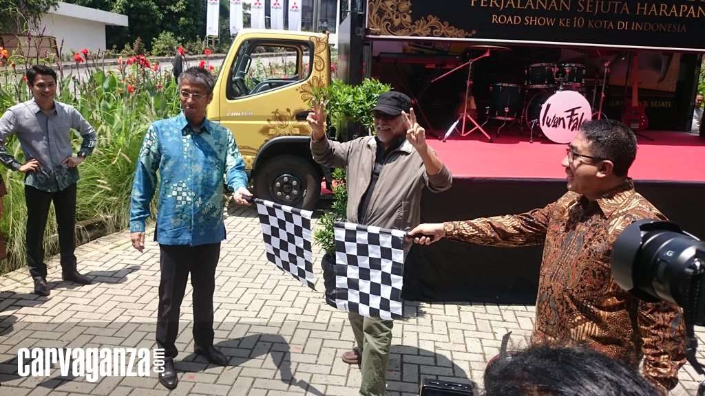 Mitsubishi Fuso Gelar Konser Bersama Iwan Fals di 10 Kota Mitsubishi Fuso Gelar Konser Bersama Iwan Fals di 10 Kota
