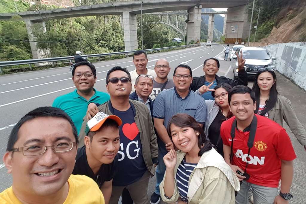 Menikmati Kenyamanan Kabin Xpander Menuju Bukittinggi dan Padang Menikmati Kenyamanan Kabin Xpander Menuju Bukittinggi dan Padang
