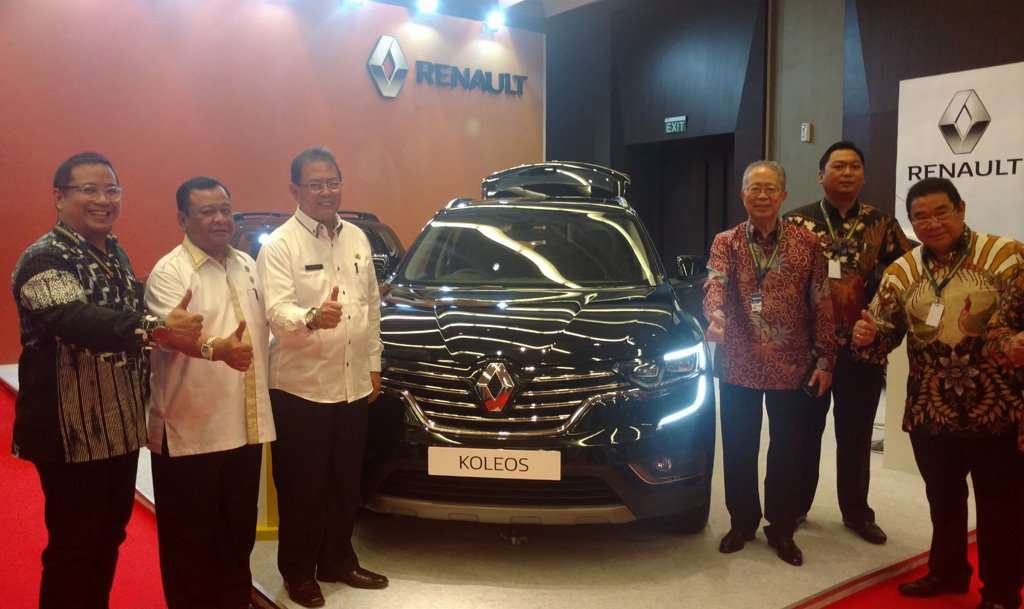 Renault Boyong 3 Produk Unggulan di GIIAS Medan 2017 Renault Boyong 3 Produk Unggulan di GIIAS Medan 2017
