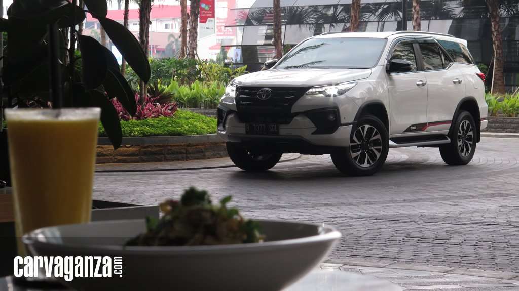 Kelebihan-Kelebihan Toyota Fortuner TRD Sportivo Kelebihan-Kelebihan Toyota Fortuner TRD Sportivo
