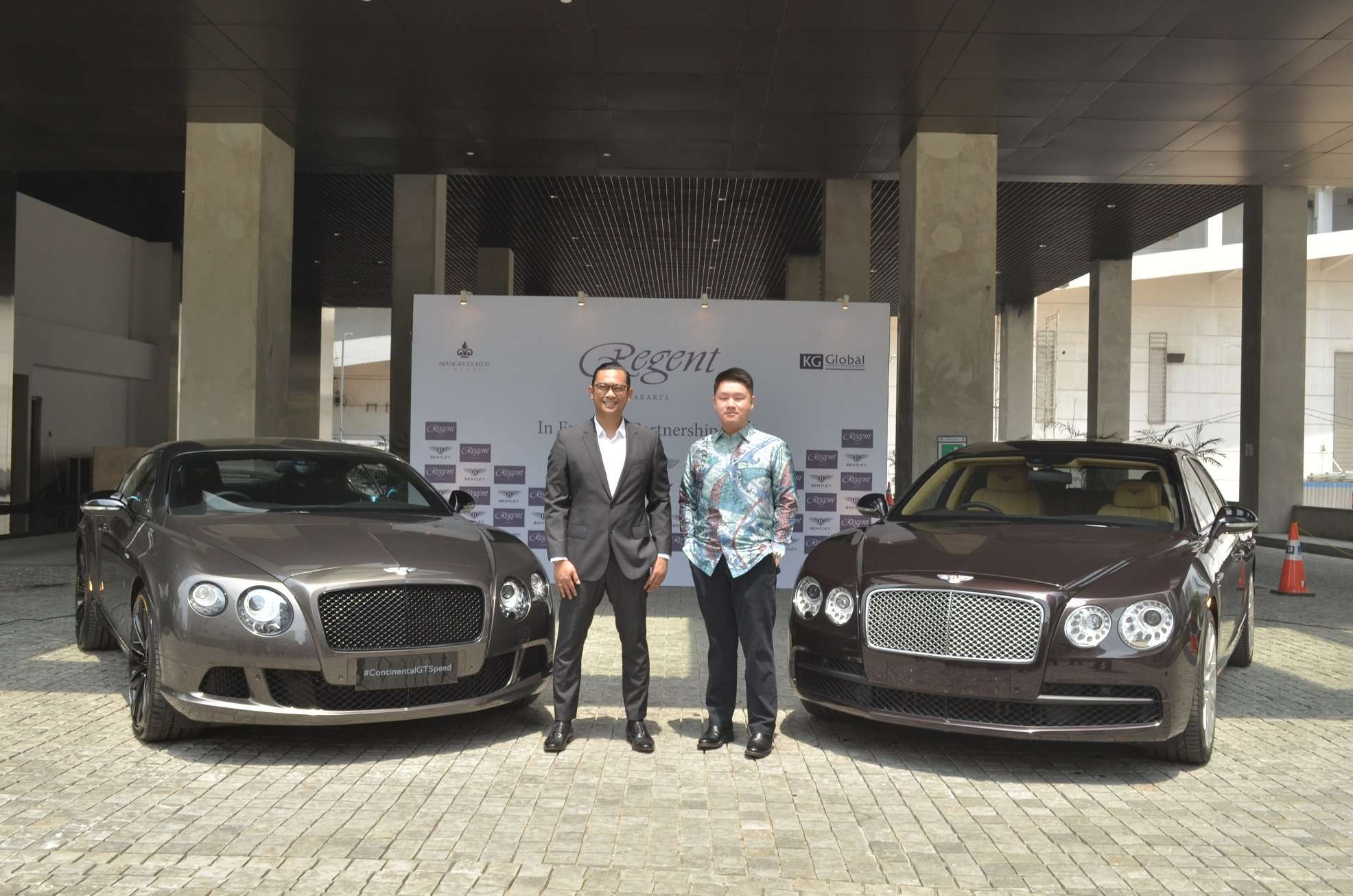 Bentley Jadi Shuttle Limousine Regent Hotel & Residence Bentley Jadi Shuttle Limousine Regent Hotel & Residence