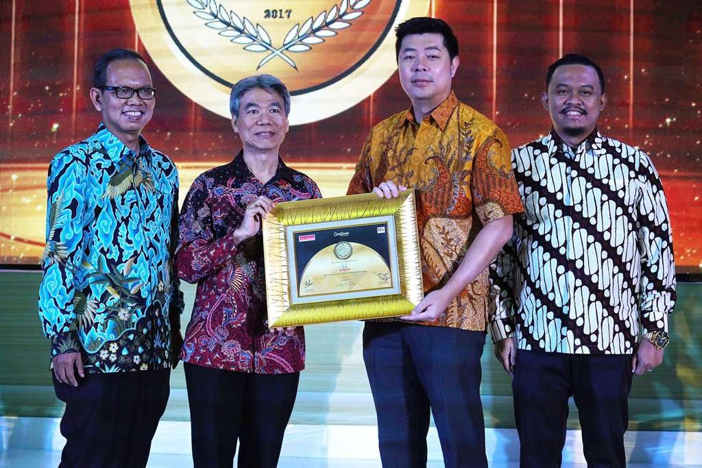 Honda Perusahaan Otomotif dengan Reputasi Terbaik 2017 Honda Perusahaan Otomotif dengan Reputasi Terbaik 2017