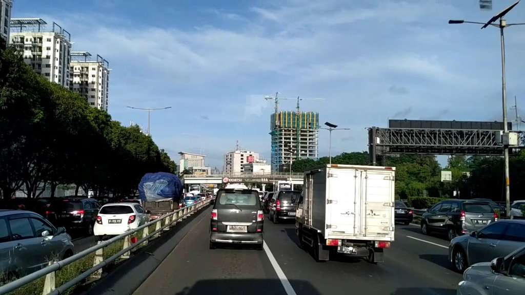 Waduh, Tarif Tol Dalam Kota Naik Lagi Mulai 8 Desember 2017 jalan tol