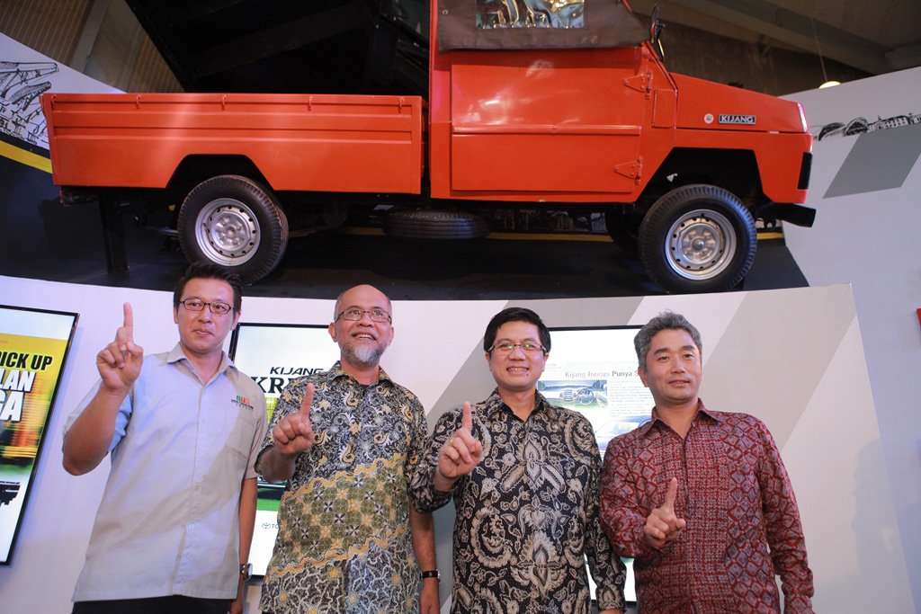 Sejarah 40 Tahun Toyota Kijang Hadir di Museum Angkut Nasional Malang Sejarah 40 Tahun Toyota Kijang Hadir di Museum Angkut Nasional Malang