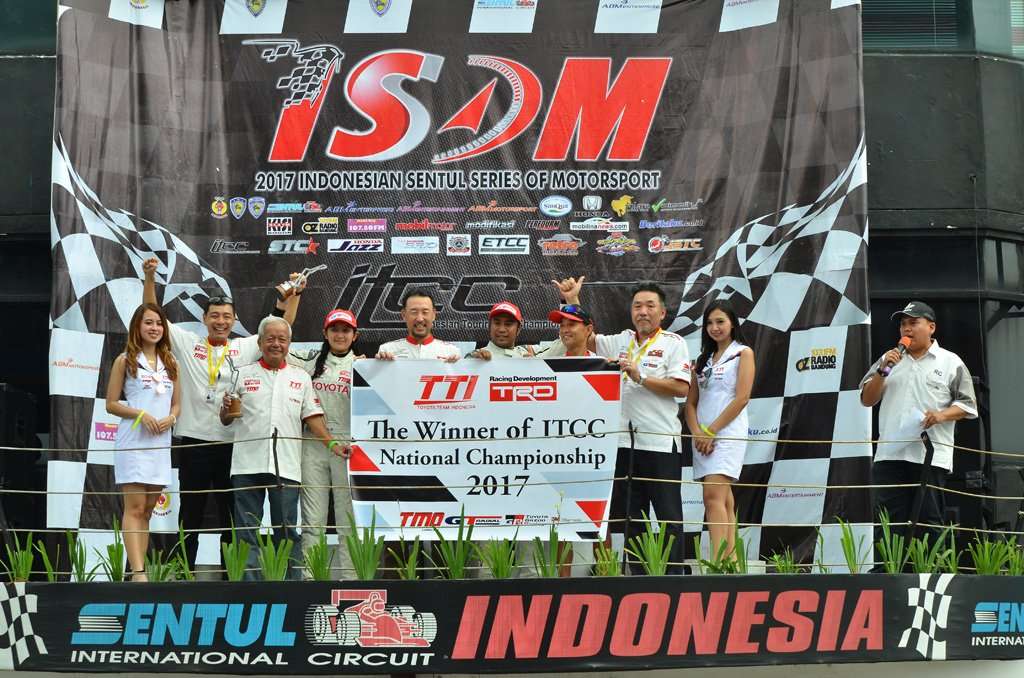 Dua Pembalap Toyota Indonesia Siap Terjun di Fuji Speedway Dua Pembalap Toyota Indonesia Siap Terjun di Fuji Speedway