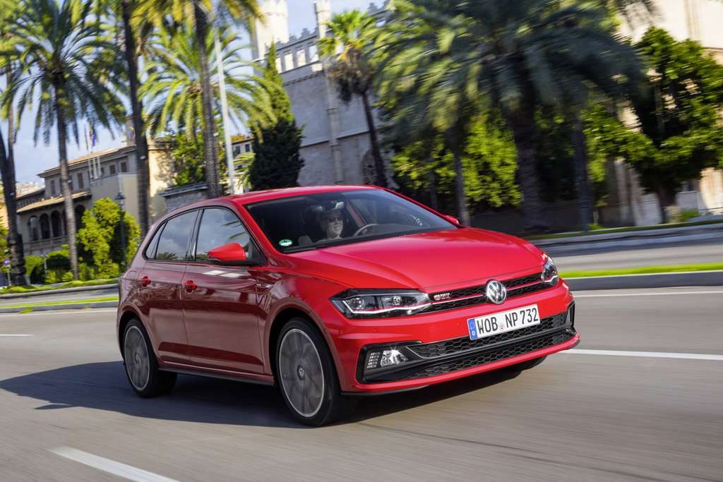 Volkswagen Polo GTI Mk6 Gunakan Mesin Lebih Bertenaga Volkswagen Polo GTI Mk6 Gunakan Mesin Lebih Bertenaga
