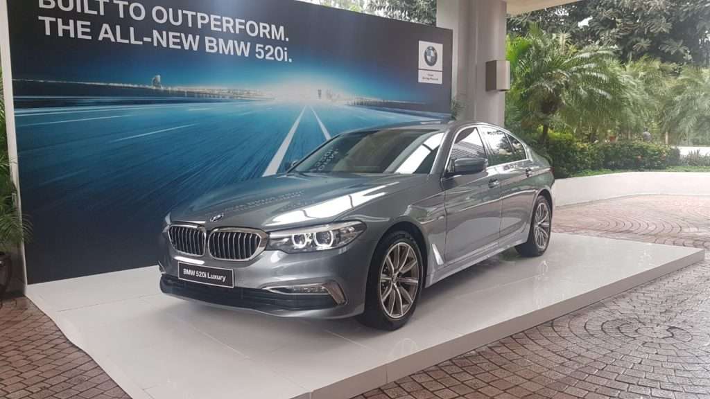 BMW 520i, Hadir Sebagai Varian Termurah BMW Seri 5 BMW 520i, Hadir Sebagai Varian Termurah BMW Seri 5