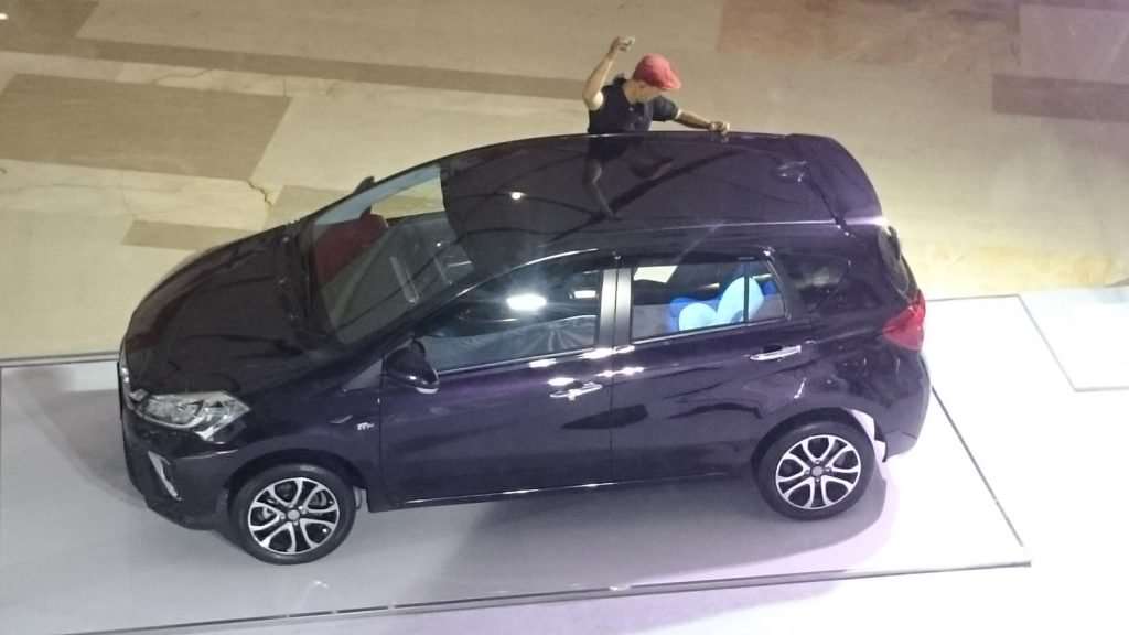 Daihatsu Sirion Terbaru Siap Meluncur Pagi Ini Daihatsu Sirion Terbaru Siap Meluncur Pagi Ini