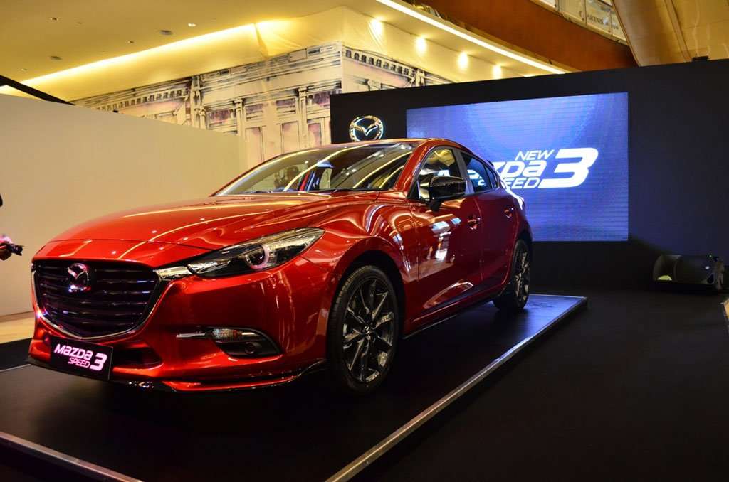 Mazda3 Speed Tampil Sporty untuk Menambah Varian Mazda3 Mazda3 Speed Tampil Sporty untuk Menambah Varian Mazda3