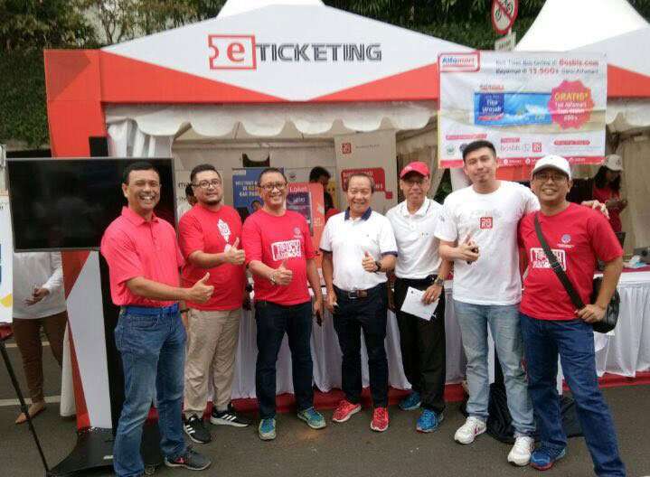Beli Tiket Bus di BOSBIS Kini Dapat Asuransi Kecelakaan dari Adira Beli Tiket Bus di BOSBIS Kini Dapat Asuransi Kecelakaan dari Adira