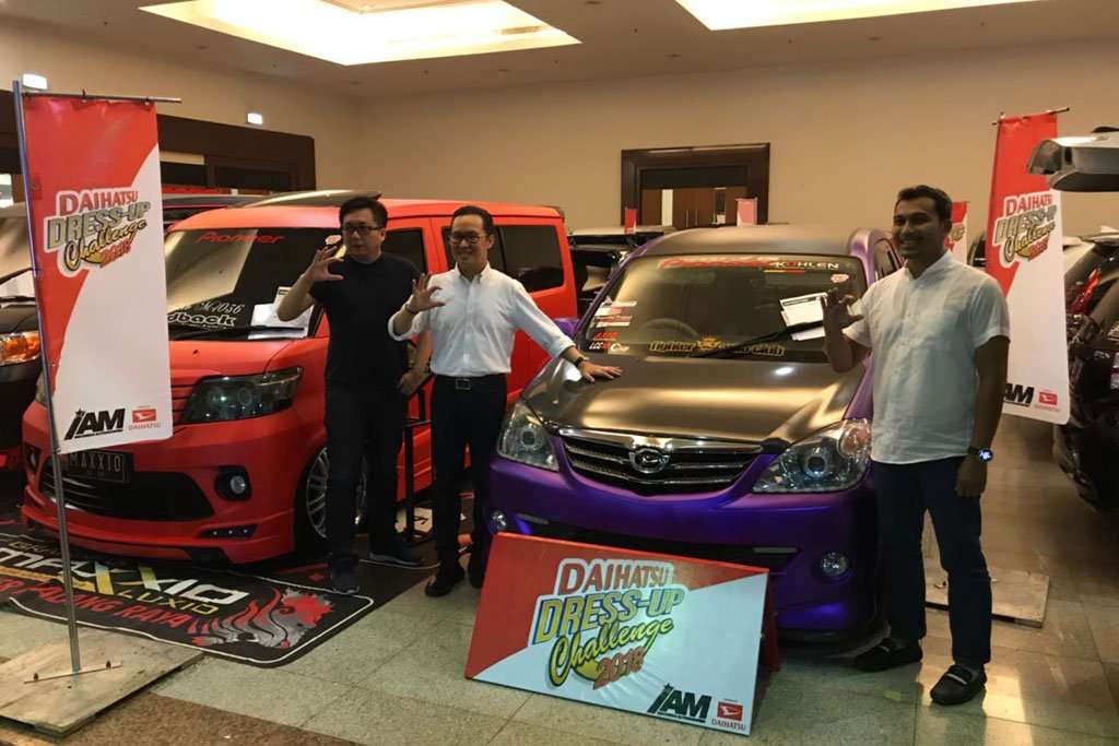 51 Peserta Ramaikan Daihatsu Dress-up Challenge 2018 di Surabaya 51 Peserta Ramaikan Daihatsu Dress-up Challenge 2018 di Surabaya
