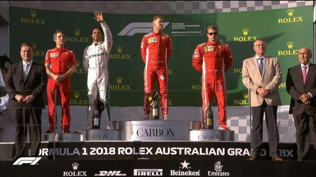 Lewis Hamilton Tak Percaya Bisa Dikalahkan Sebastian Vettel Lewis Hamilton Tak Percaya Bisa Dikalahkan Sebastian Vettel