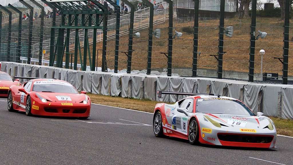 Renaldi Hutasoit Tercepat Kedua di Kualifikasi Ferrari Challenge Melbourne Renaldi Hutasoit Tercepat Kedua di Kualifikasi Ferrari Challenge Melbourne