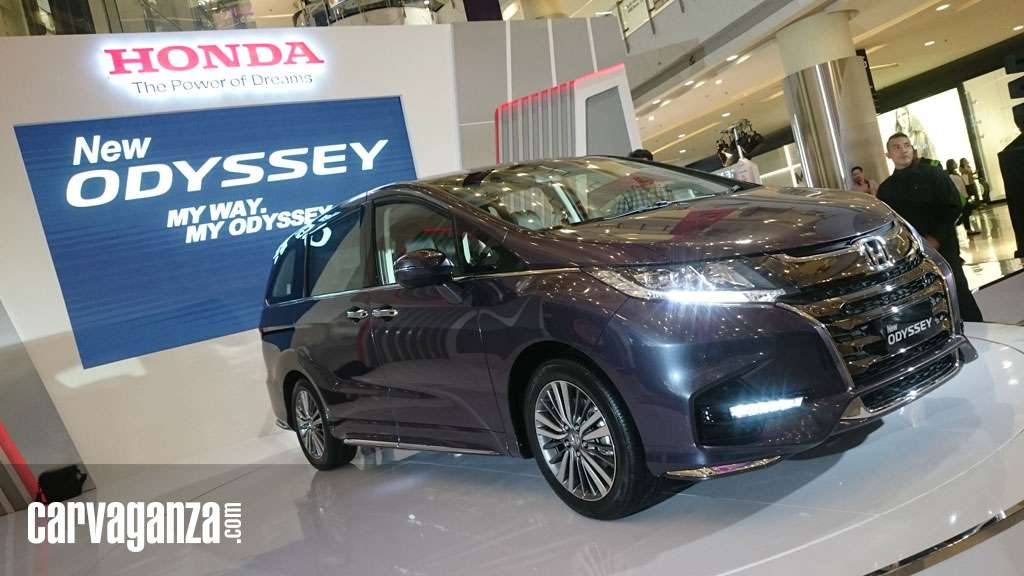 Honda Luncurkan New Odyssey Versi Facelift Honda Luncurkan New Odyssey Versi Facelift