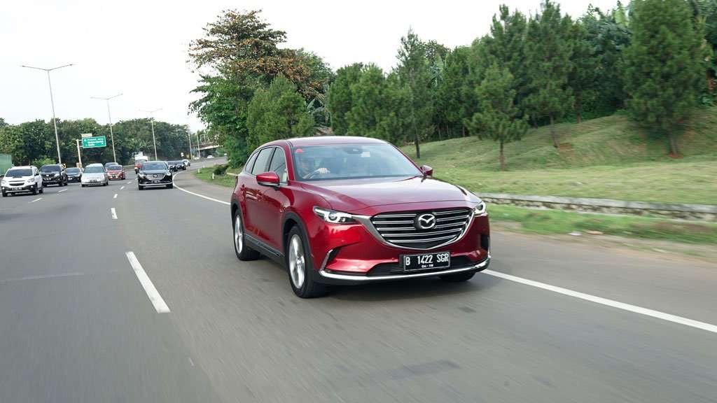 Menjajal Mazda CX-9 yang Bongsor Tapi Lincah Menjajal Mazda CX-9 yang Bongsor Tapi Lincah