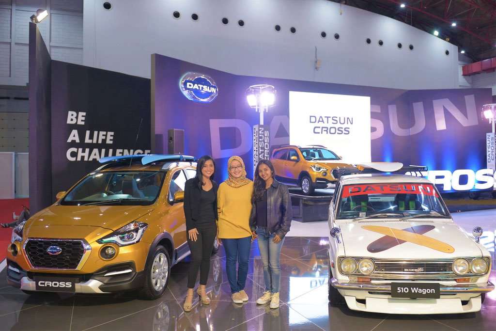 Datsun Cross Tampil dengan Tema Selancar, Mudik, dan Reli di IIMS 2018 Datsun Cross Tampil dengan Tema Selancar, Mudik, dan Reli di IIMS 2018