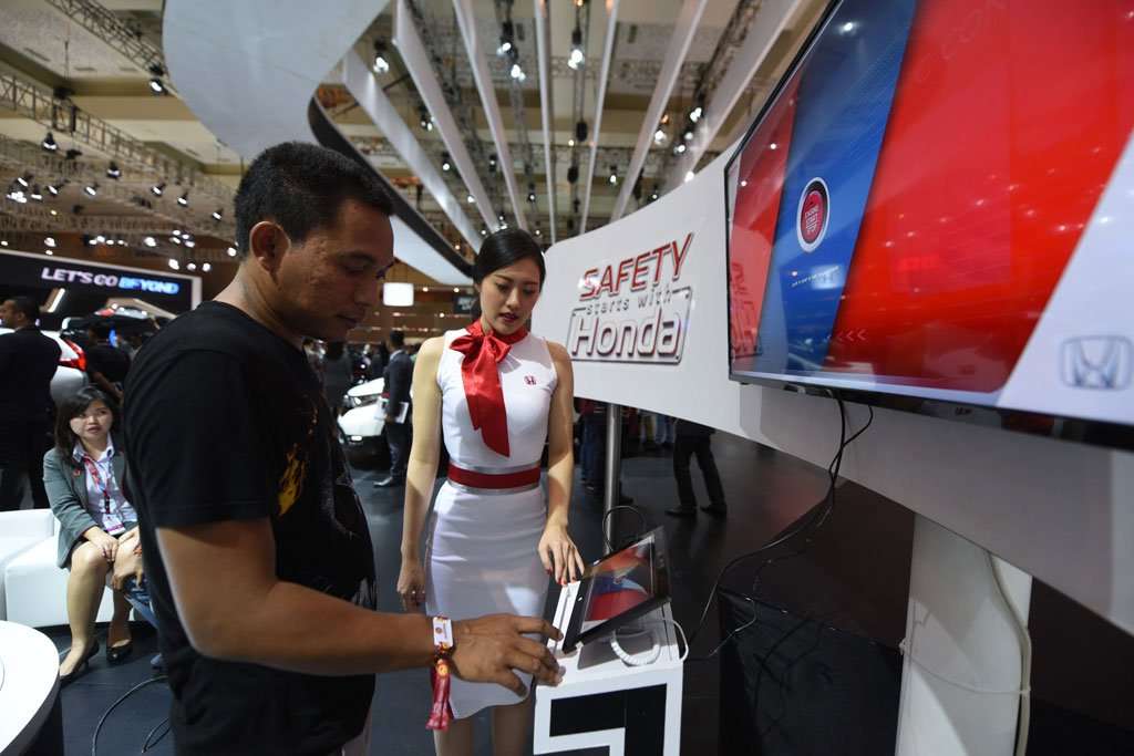 Yuk Ikut Kampanye Keselamatan Berkendara di IIMS 2018 Yuk Ikut Kampanye Keselamatan Berkendara di IIMS 2018