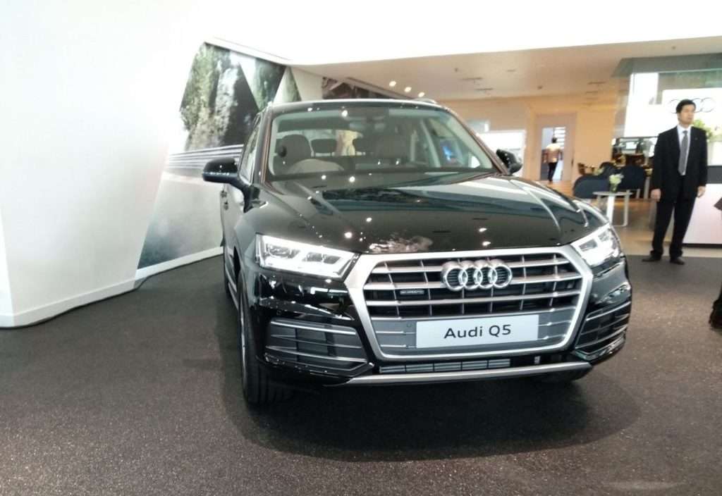 Ada “Aspal” di Dalam Showroom Audi Indonesia Ada “Aspal” di Dalam Showroom Audi Indonesia