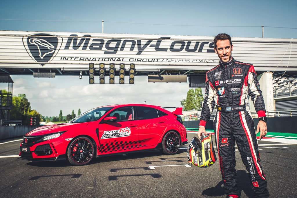 Honda Civic Type R Pecahkan Rekor Lap di Magny-Cours Honda Civic Type R Pecahkan Rekor Lap di Magny-Cours