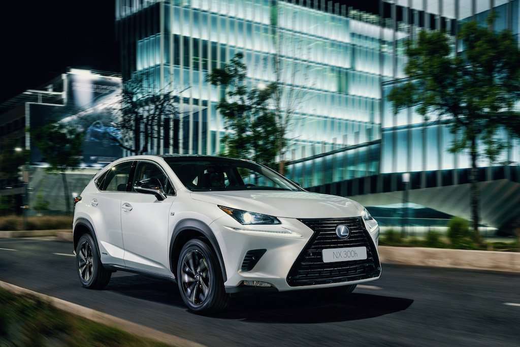 Lexus NX Sport Baru Versi Eropa Tampil Sporty dengan Aksen Hitam Lexus NX Sport Baru Versi Eropa Tampil Sporty dengan Aksen Hitam