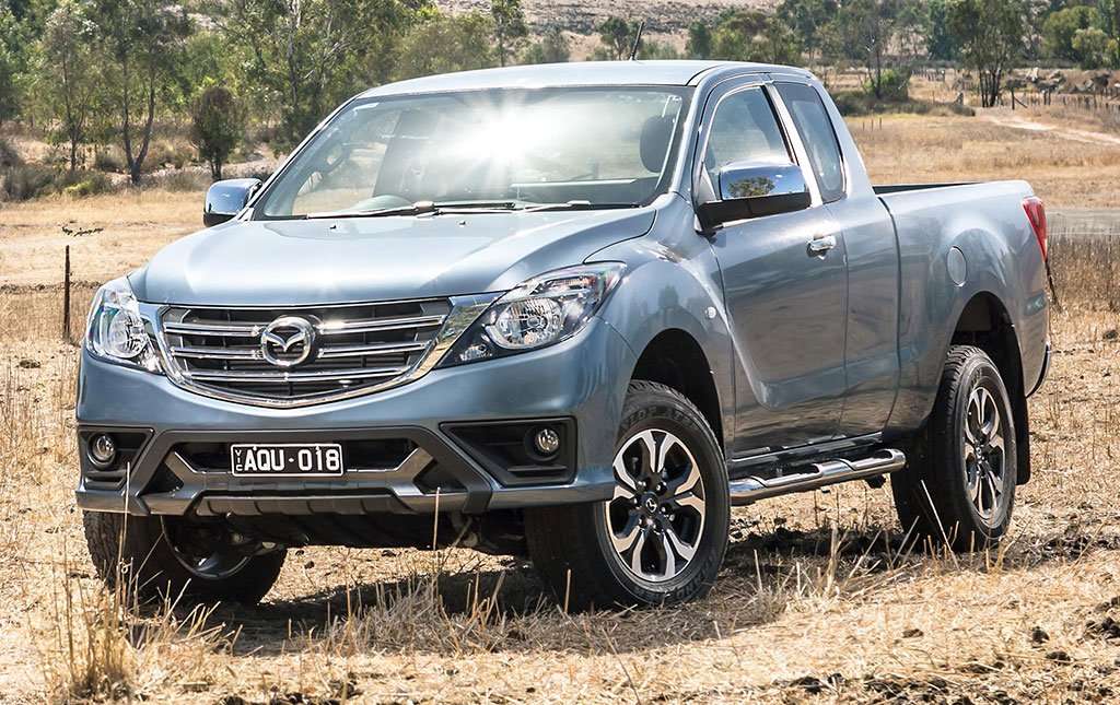 Mazda BT-50 Gunakan Apple CarPlay dan Android Auto Mazda BT-50 Gunakan Apple CarPlay dan Android Auto