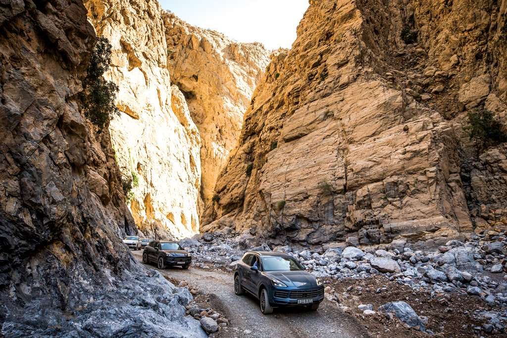Porsche Cayenne 2018 Drive in Oman (Bagian 2) Porsche Cayenne 2018 Drive in Oman (Bagian 2)