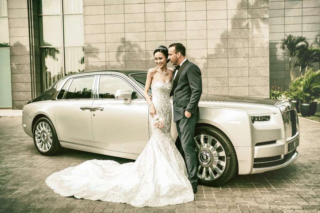 Rolls-Royce Phantom Terbaru Rayakan Royal Wedding Rolls-Royce Phantom Terbaru Rayakan Royal Wedding