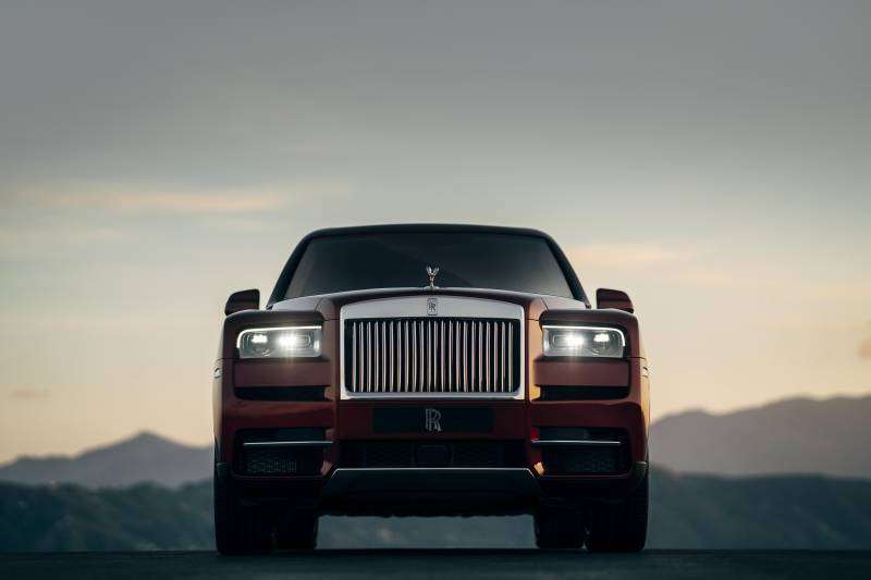 Spesifikasi Dan Galeri Foto Rolls-Royce Cullinan Spesifikasi Dan Galeri Foto Rolls-Royce Cullinan