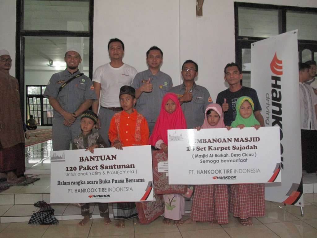 Hankook Tire Buka Puasa Bersama Anak Yatim di Pabrik Cikarang Hankook Tire Buka Puasa Bersama Anak Yatim di Pabrik Cikarang