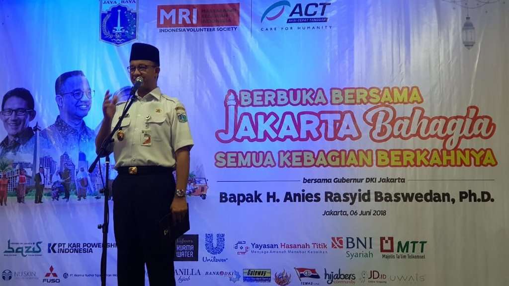 KTB Bagi-Bagi 2.000 Porsi Hidangan Berbuka KTB Bagi-Bagi 2.000 Porsi Hidangan Berbuka