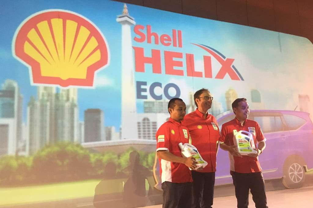 Shell Helix Eco, Pelumas Khusus Mobil LCGC di Indonesia Shell Helix Eco, Pelumas Khusus Mobil LCGC di Indonesia