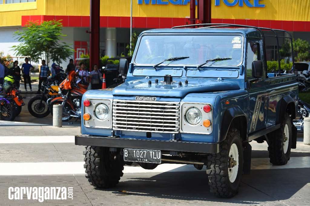 Land Rover Jokowi Ikut Tampil di The 2nd Indonesia Autovaganza Land Rover Jokowi Ikut Tampil di The 2nd Indonesia Autovaganza