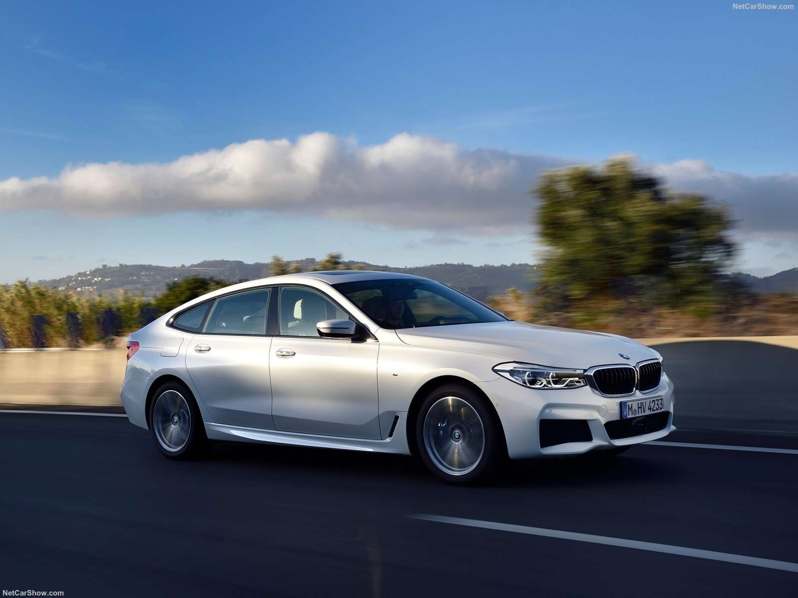 BMW Indonesia Luncurkan 6 Series GT dan 5 Series Touring Sebelum GIIAS? BMW Indonesia Luncurkan 6 Series GT dan 5 Series Touring Sebelum GIIAS?
