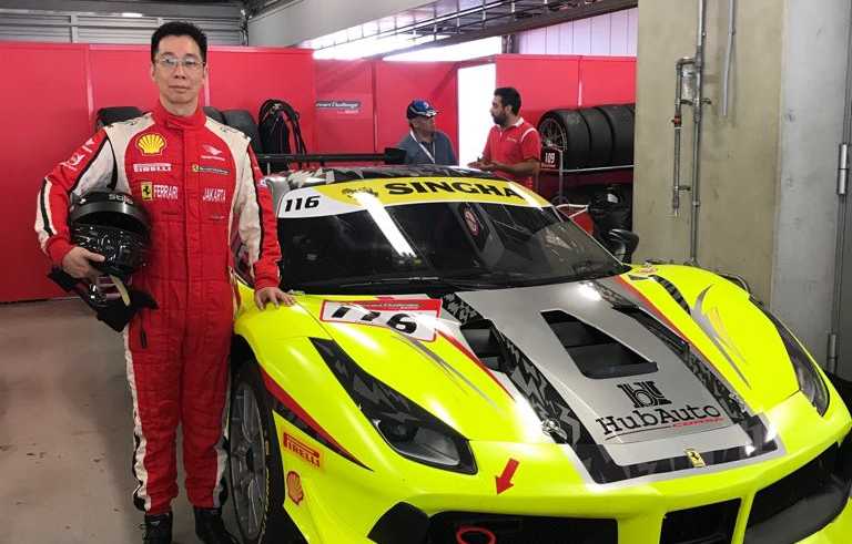 Pembalap Indonesia Setiawan Raih Juara 2 di Ferrari Challenge Pembalap Indonesia Setiawan Raih Juara 2 di Ferrari Challenge