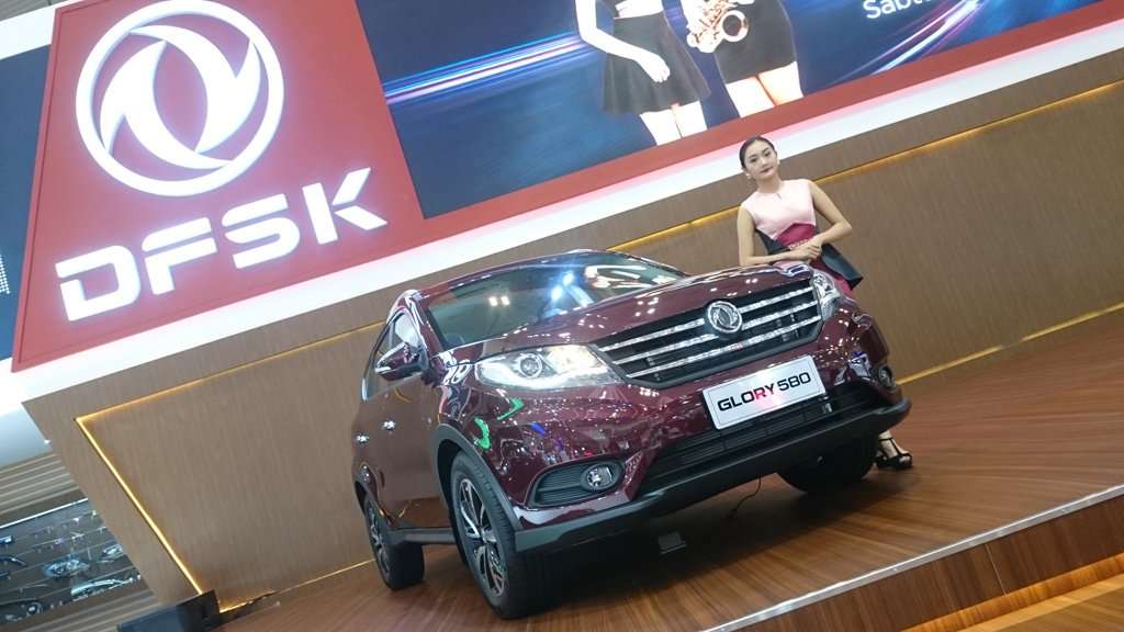 Rebut Hati Konsumen, DFSK Tawarkan Garansi 'Gila' untuk Glory 580 Rebut Hati Konsumen, DFSK Tawarkan Garansi 'Gila' untuk Glory 580
