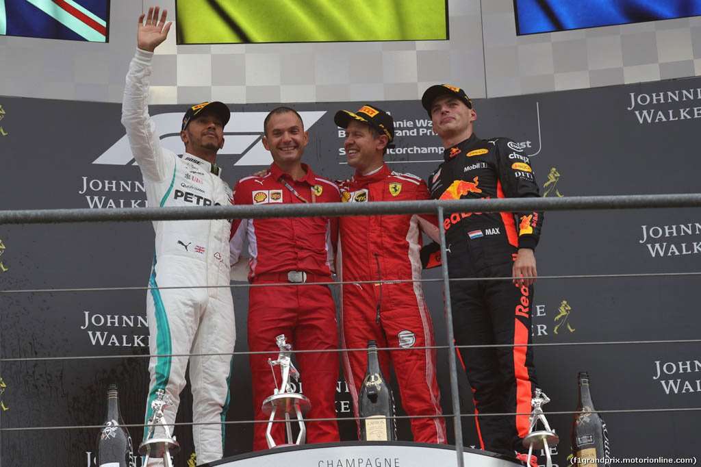 F1: Menang di GP Belgia, Vettel Tutup Jarak Poin Klasemen dari Hamilton F1: Menang di GP Belgia, Vettel Tutup Jarak Poin Klasemen dari Hamilton