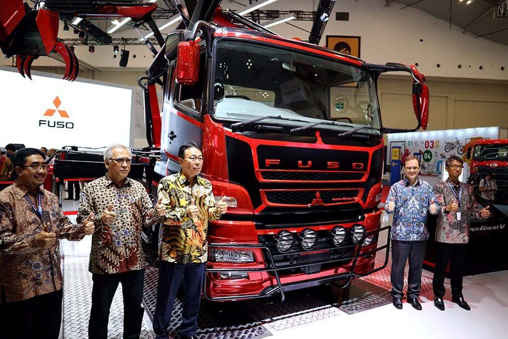 Fuso Sosialisasikan Tagline Baru Dalam Produk Truk Sampai Layanan Fuso Sosialisasikan Tagline Baru Dalam Produk Truk Sampai Layanan