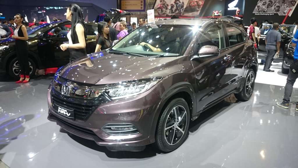 Honda HR-V Punya Tampilan dan Fitur Baru, Apa Saja? Honda HR-V Punya Tampilan dan Fitur Baru, Apa Saja?