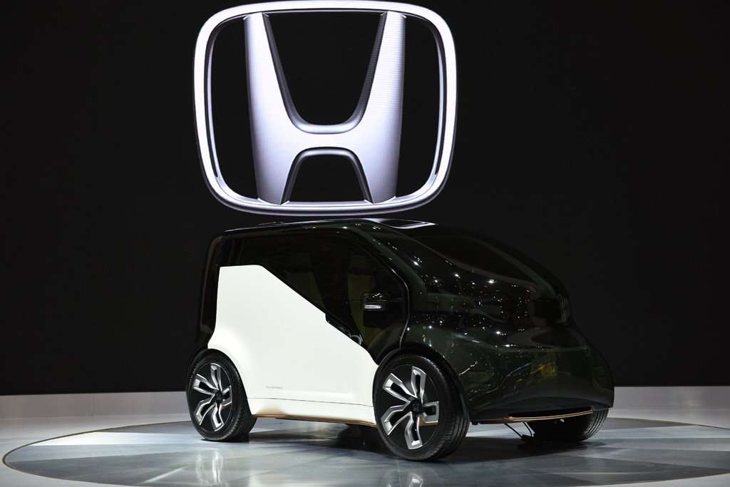 Honda NeuV, Mobil yang Bisa Membaca Emosi Pengemudinya Honda NeuV, Mobil yang Bisa Membaca Emosi Pengemudinya