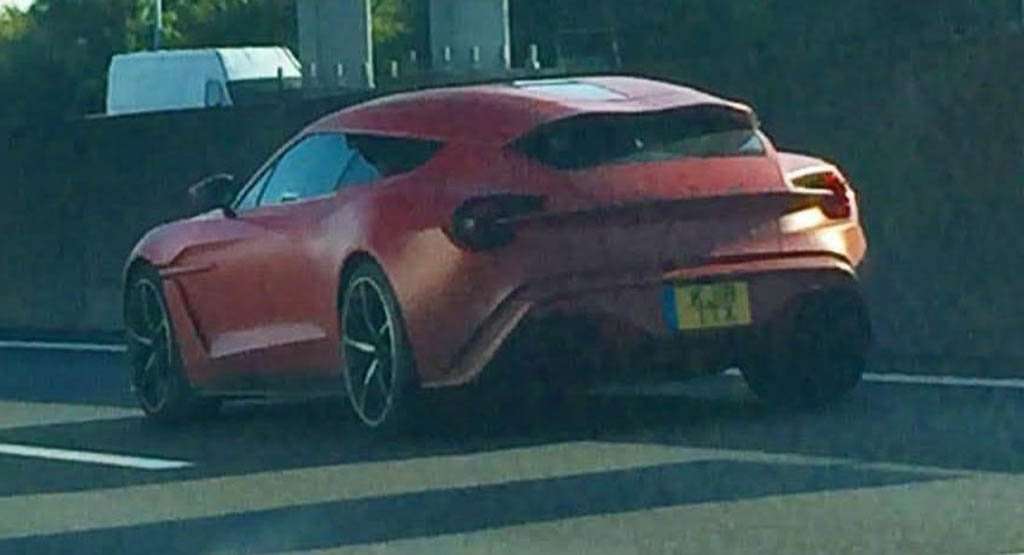 SPYSHOT: Aston Martin Vanquish Zagato Shooting Versi Produksi SPYSHOT: Aston Martin Vanquish Zagato Shooting Versi Produksi