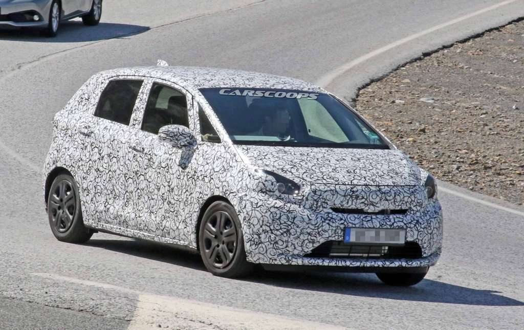 SPYSHOT: Inikah Sosok Calon Honda Jazz Generasi Terbaru? SPYSHOT: Inikah Sosok Calon Honda Jazz Generasi Terbaru?