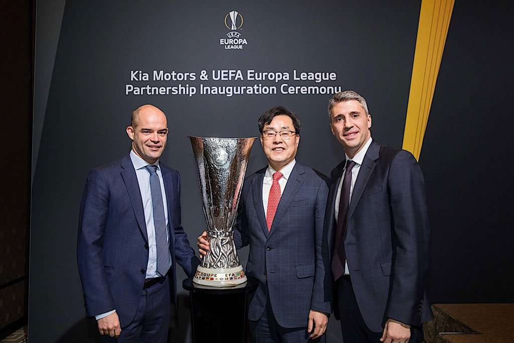 Kia Motors Sponsori Liga Eropa UEFA Selama 3 Musim Kia Motors Sponsori Liga Eropa UEFA Selama 3 Musim