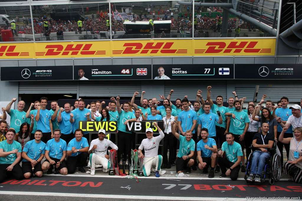 F1: Menang di Italia, Hamilton Makin Perkasa di Puncak Klasemen F1: Menang di Italia, Hamilton Makin Perkasa di Puncak Klasemen