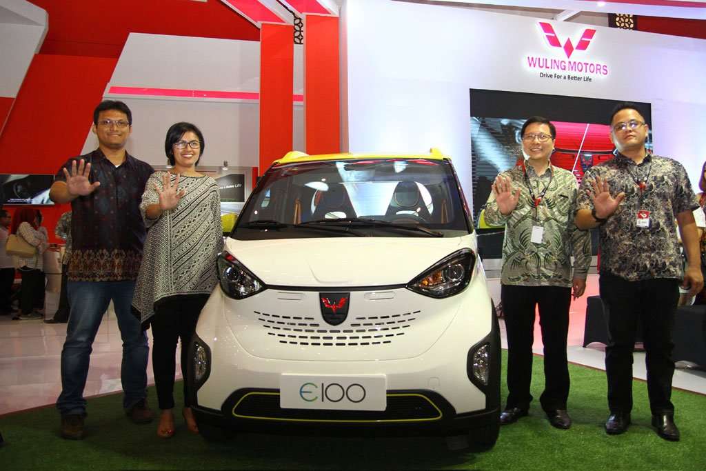Beli Wuling di GIIAS Surabaya 2018 Bisa Dapat iPhone X dan Emas Beli Wuling di GIIAS Surabaya 2018 Bisa Dapat iPhone X dan Emas
