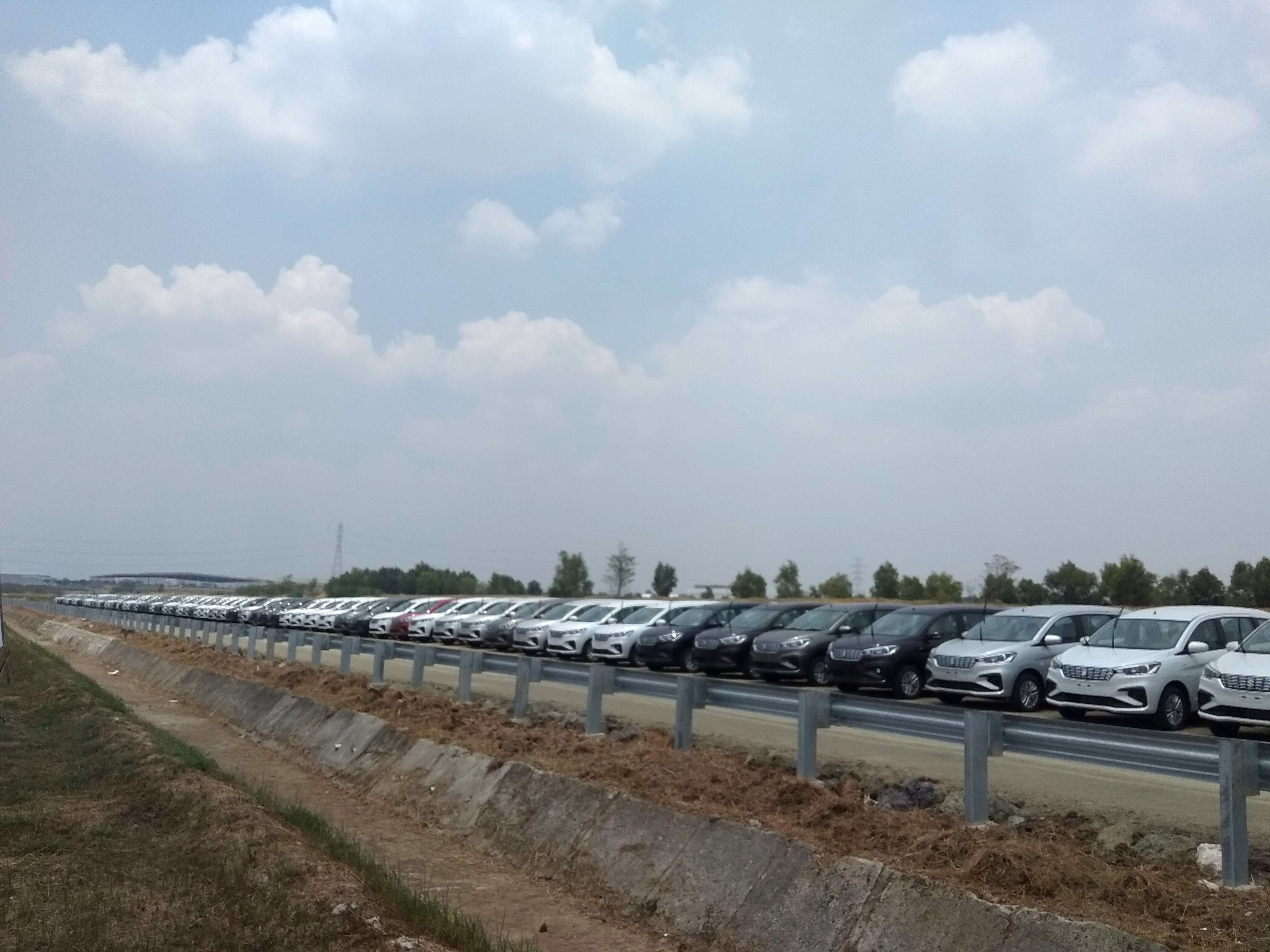 Suzuki All New Ertiga Yang Diekspor ke-22 Negara Diproduksi di Cikarang Suzuki All New Ertiga Yang Diekspor ke-22 Negara Diproduksi di Cikarang