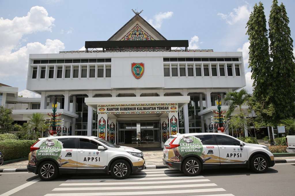 Jelajah Nusantara Bersama Honda CR-V Turbo Lintasi Kalimantan Jelajah Nusantara Bersama Honda CR-V Turbo Lintasi Kalimantan