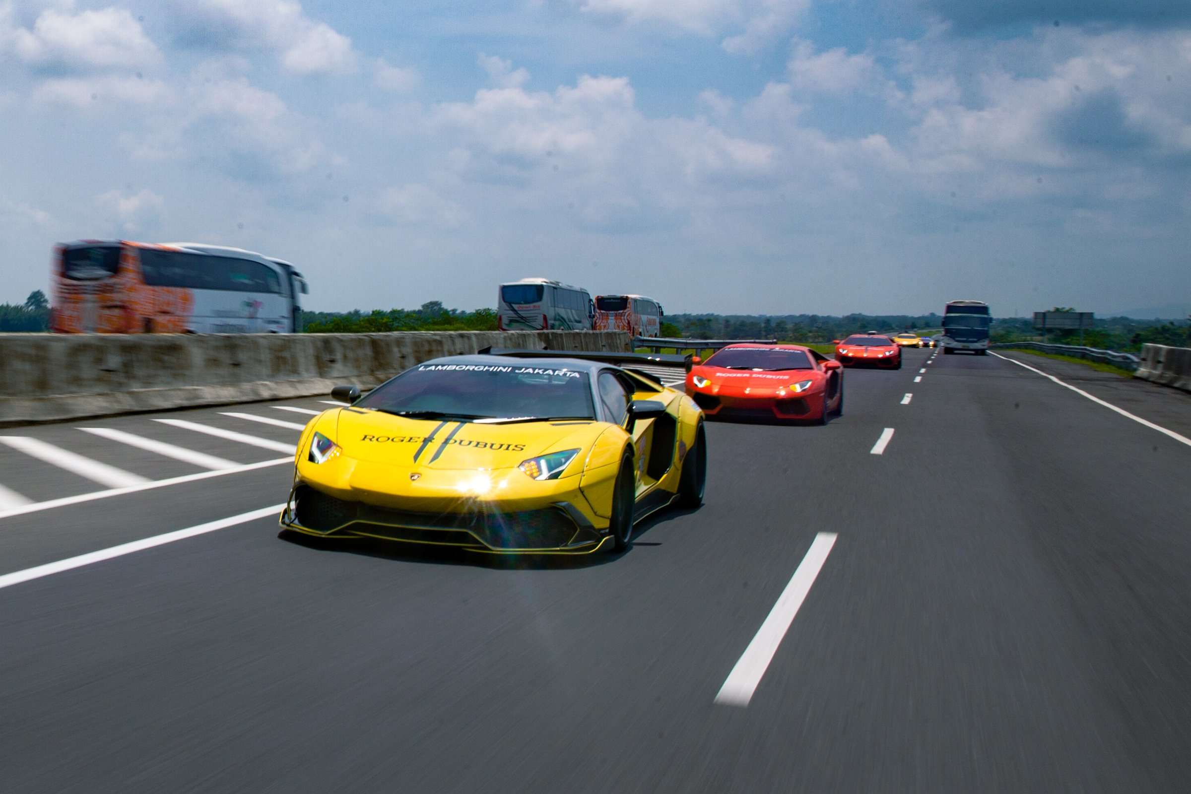 Hari Ini, Lebih Dari 20 Lamborghini Bakal Touring Semarang – Yogyakarta Hari Ini, Lebih Dari 20 Lamborghini Bakal Touring Semarang – Yogyakarta