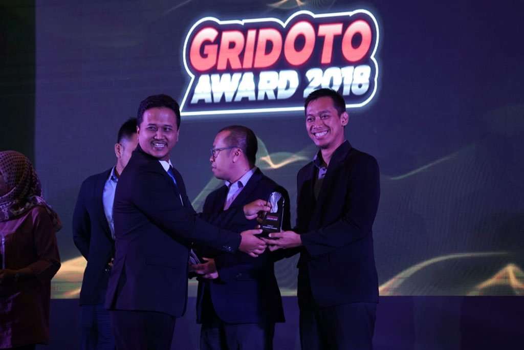 Mitsubishi Xpander Raih Gelar Favorite Car dan Best Low MPV Mitsubishi Xpander Raih Gelar Favorite Car dan Best Low MPV
