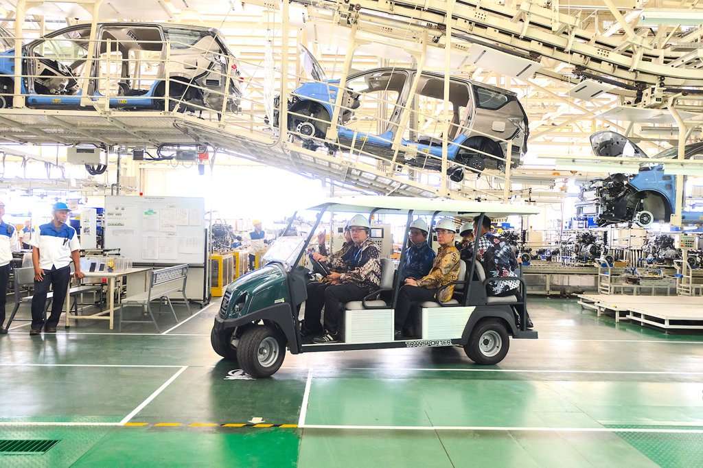 Suzuki Ingin Jadikan Indonesia Sebagai Mother Plant Untuk Ekspor Suzuki Ingin Jadikan Indonesia Sebagai Mother Plant Untuk Ekspor