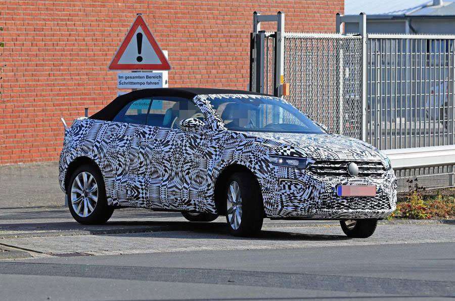 SPYSHOT: VW T-Roc Cabriolet Ketahuan Lakukan Tes, Segera Diproduksi? SPYSHOT: VW T-Roc Cabriolet Ketahuan Lakukan Tes, Segera Diproduksi?